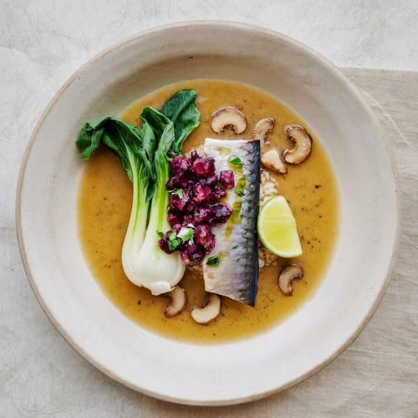 Anti-Inflammatory Mackerel Lunch with Shiitake-Ginger Broth and Brown Rice