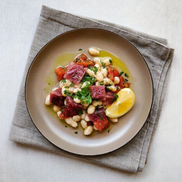 Tuna and White Bean Salad with Tomato