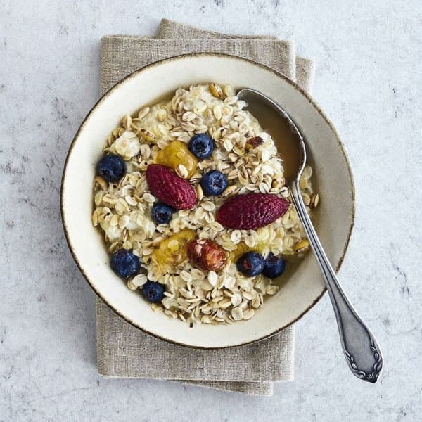 Gluten-Free Oats with Berries and Brazil Nuts