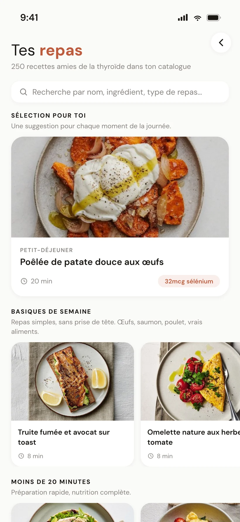 Écran du plan de repas hebdomadaire montrant les repas d'une journée avec les indicateurs de nutriments