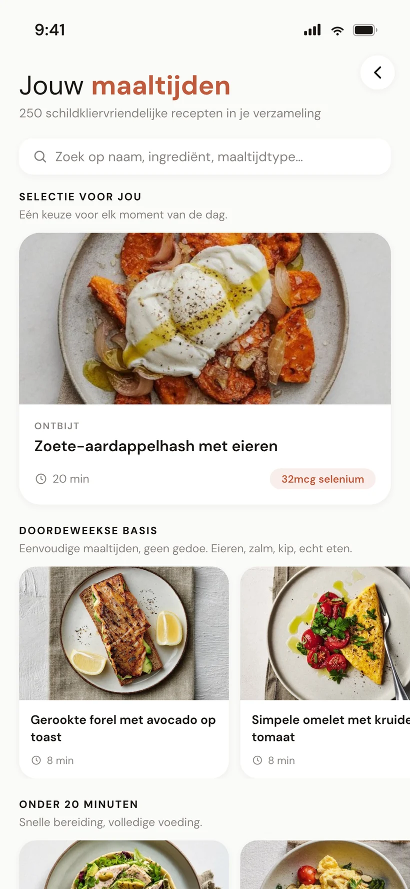 Scherm met wekelijks maaltijdplan met de maaltijden van een dag en voedingsstofindicatoren